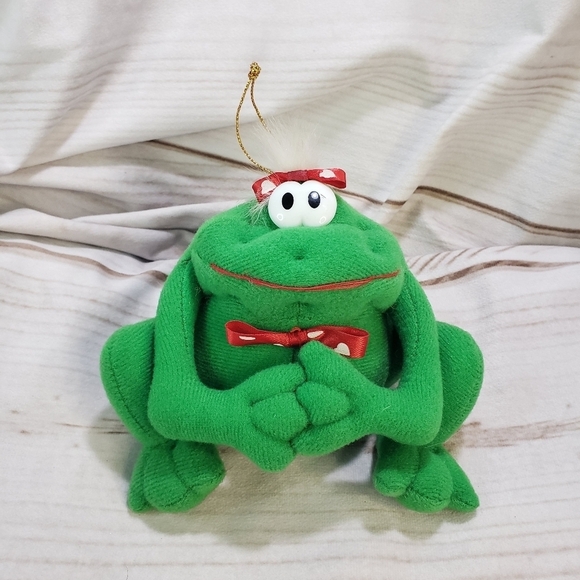 Vintage Fun World Fancy Felt Frog Plush Ornament 4 Inch Red Heart Bows - Picture 1 of 8